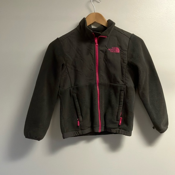 The North Face Other - The North Face charcoal gray Fleece Jacket with Pink Accents sz S (7/8)